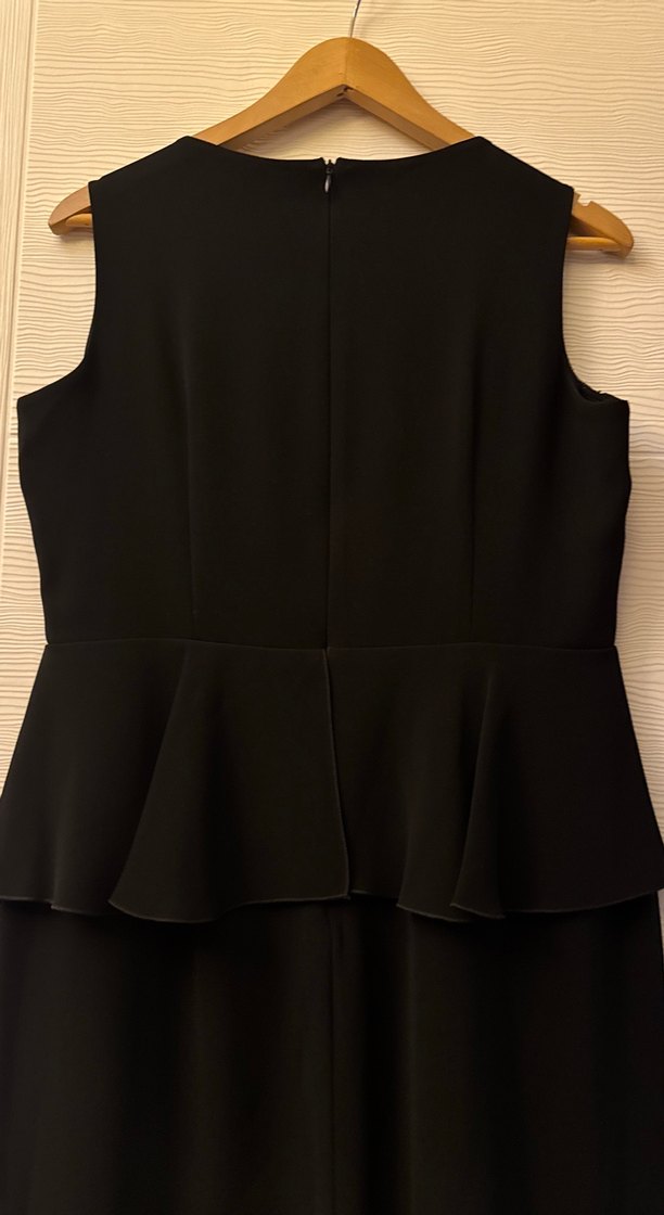 Siyah Nakışlı Kolsuz Midi Elbise - Görsel 4