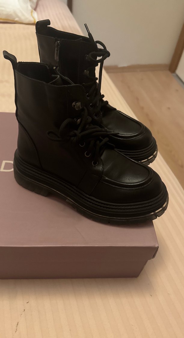 Siyah Deri Goth Platform Topuklu Kadın Bot - Görsel 3