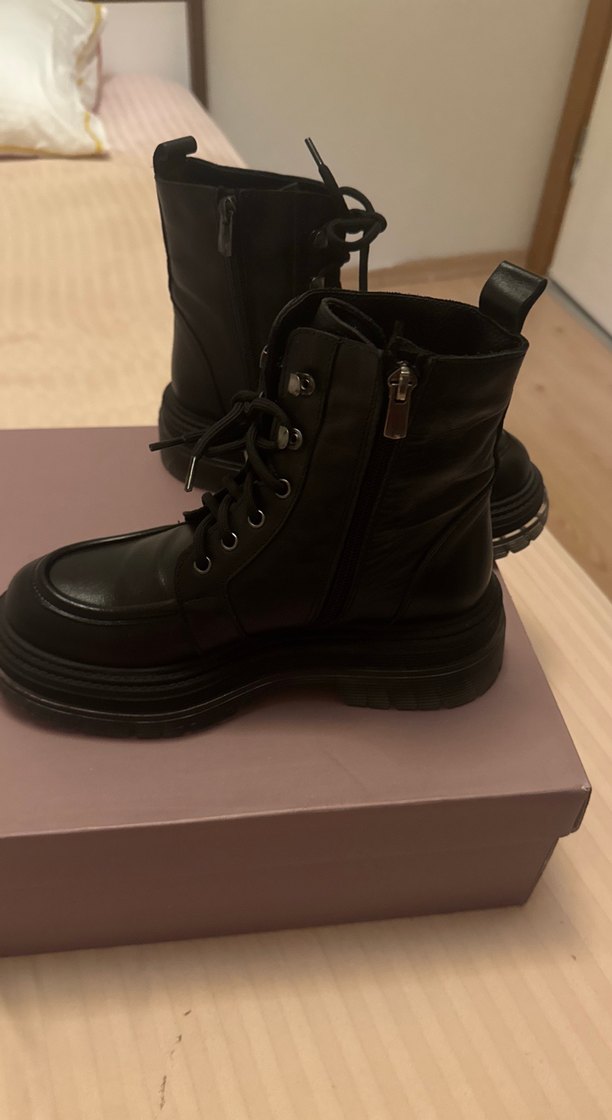 Siyah Deri Goth Platform Topuklu Kadın Bot - Görsel 4