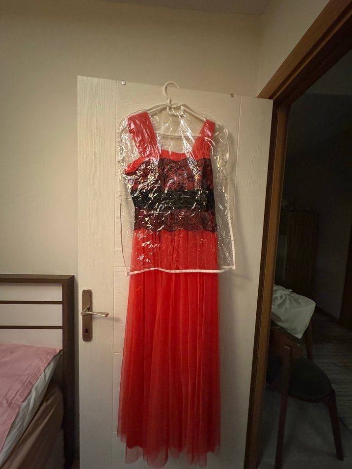 Kırmızı Uzun Drapeli Straplez Kadın Elbise - Görsel 2