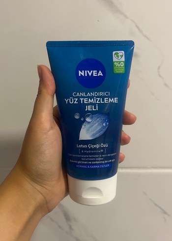Nivea Canlandırıcı Yüz Temizleme Jeli 150 ml