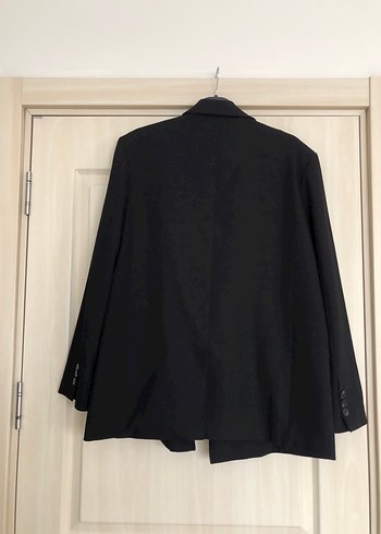 Bershka Düğmeli Siyah Keten Kadın Blazer Ceket