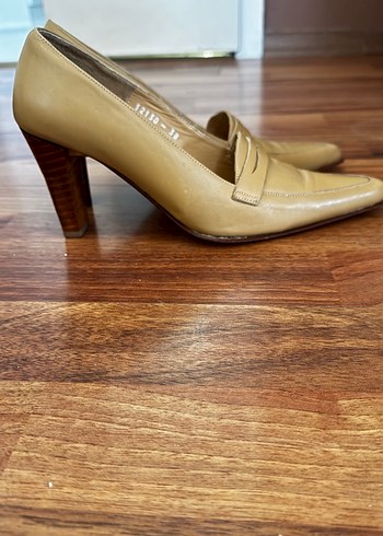 Hotiç Bej Stiletto Topuklu Klasik Kadın Ayakkabı