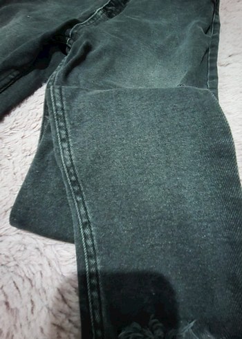 Gri Yırtık Detaylı Kadın Denim Jean - Görsel 4