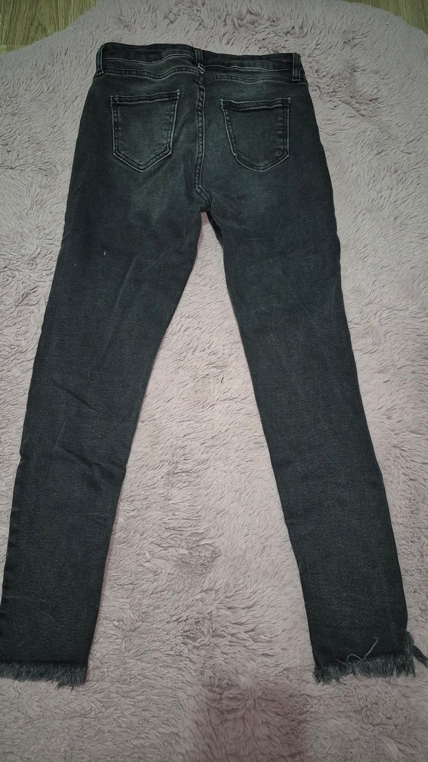 Gri Yırtık Detaylı Kadın Denim Jean - Görsel 2