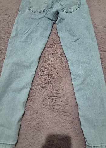 Gri Kadın Denim Pantolon likralıdır 2 defa giyildi - Görsel 2