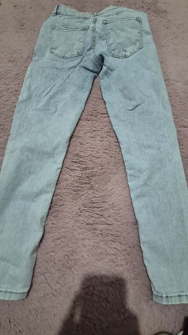 Gri Kadın Denim Pantolon likralıdır 2 defa giyildi - Görsel 2