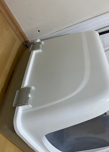 Kapaklı Beyaz Kedi Tuvalet Kabı ve Aksesuarları - Görsel 5