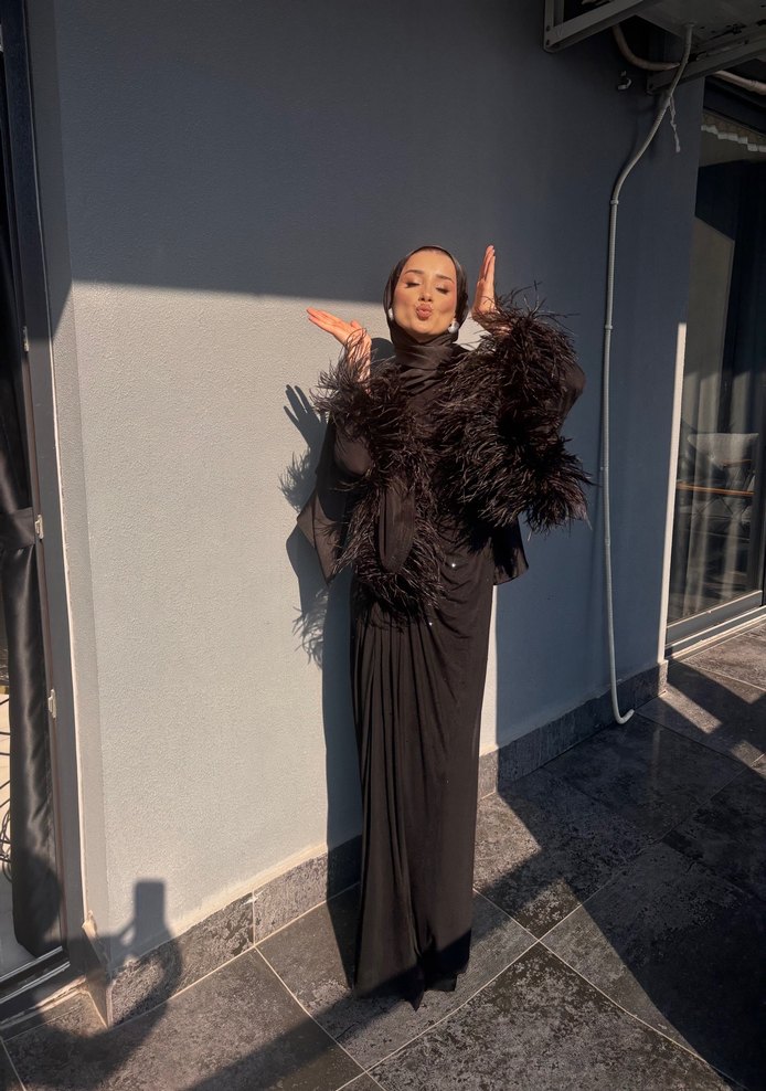 Drapeli Siyah Uzun Kollu Gotik Kadın Abiye Elbise - Görsel 4