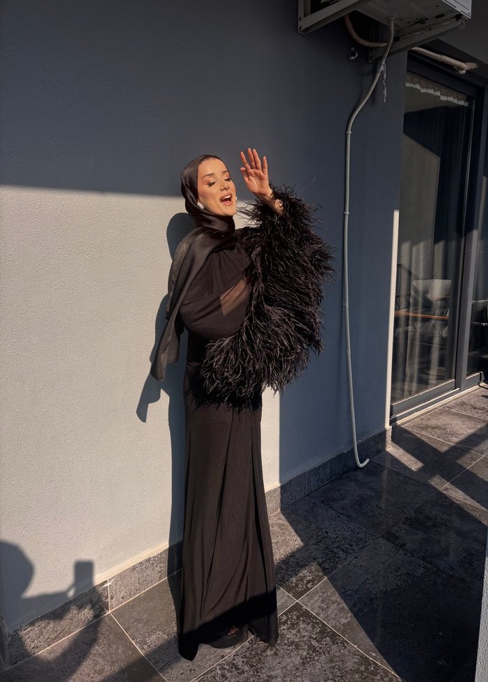 Drapeli Siyah Uzun Kollu Gotik Kadın Abiye Elbise - Görsel 2