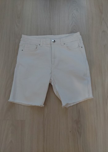 Beyaz Kadın Mini Denim Şort