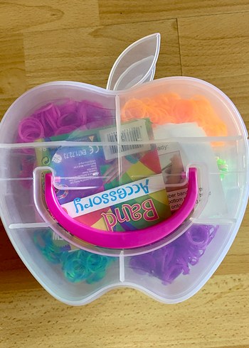 14 Renkli Elastik Bileklik Yapma Seti Elma Kutuda - Görsel 4