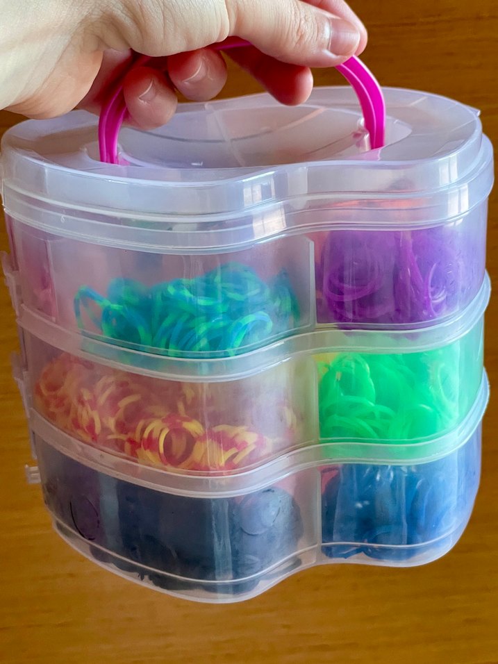 14 Renkli Elastik Bileklik Yapma Seti Elma Kutuda - Görsel 5