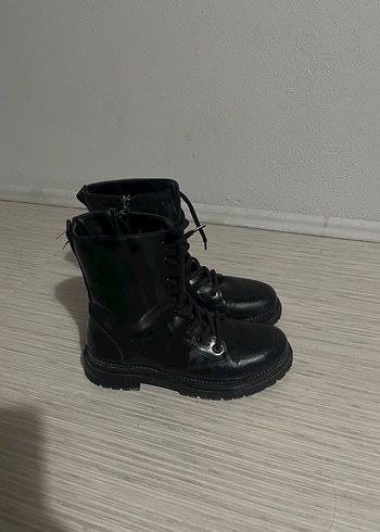 38 Beden Siyah Deri marjin bot