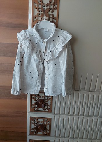 5 Yaş Beden beyaz Renk Beyaz Puantiyeli Uzun Kollu Bluz