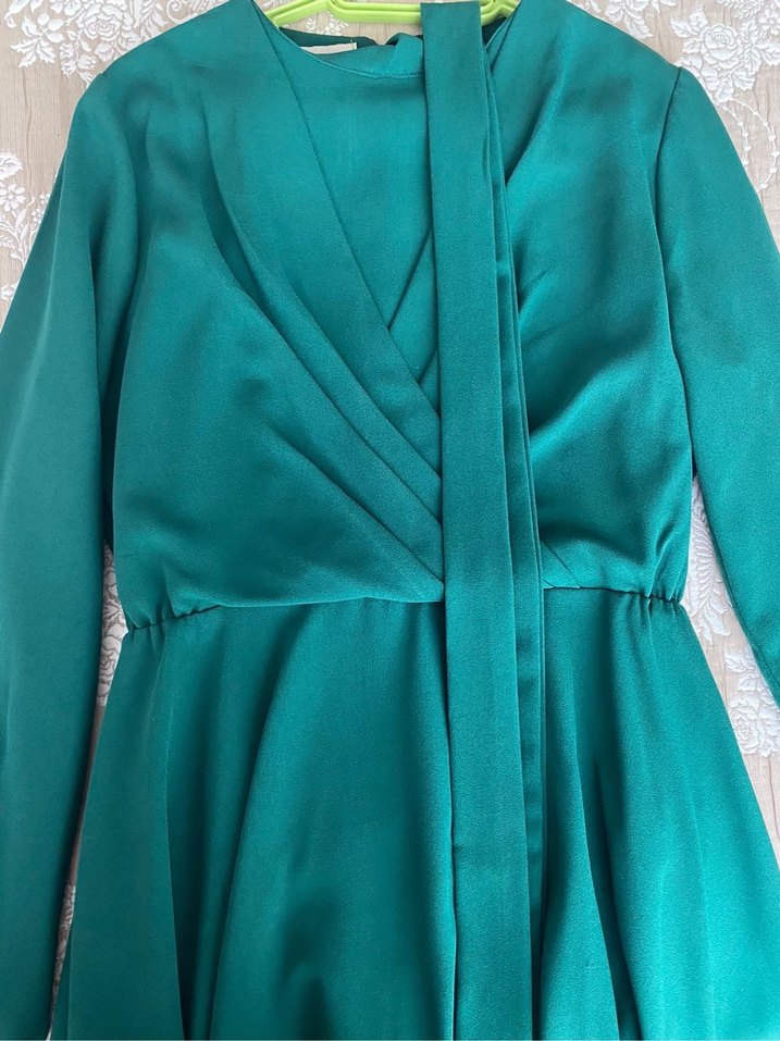 Uzun Kesim Yeşil Kadın Takım Elbise - Görsel 2