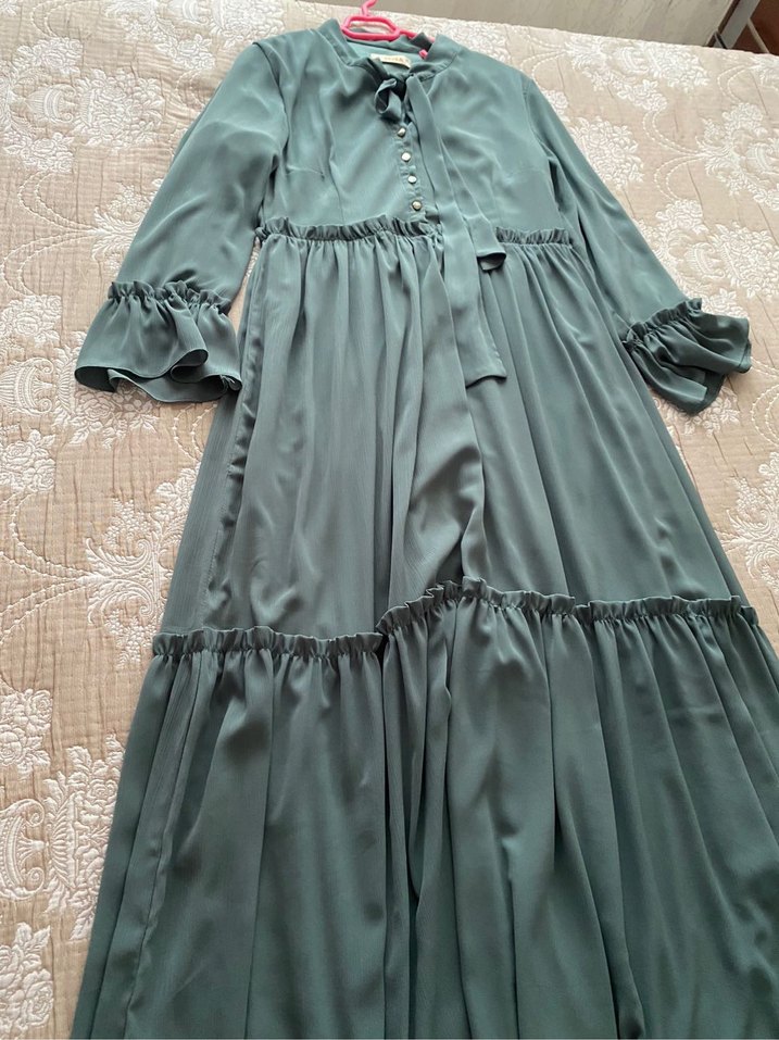 Fırfırlı Uzun Yeşil Kadın Elbise - Görsel 3
