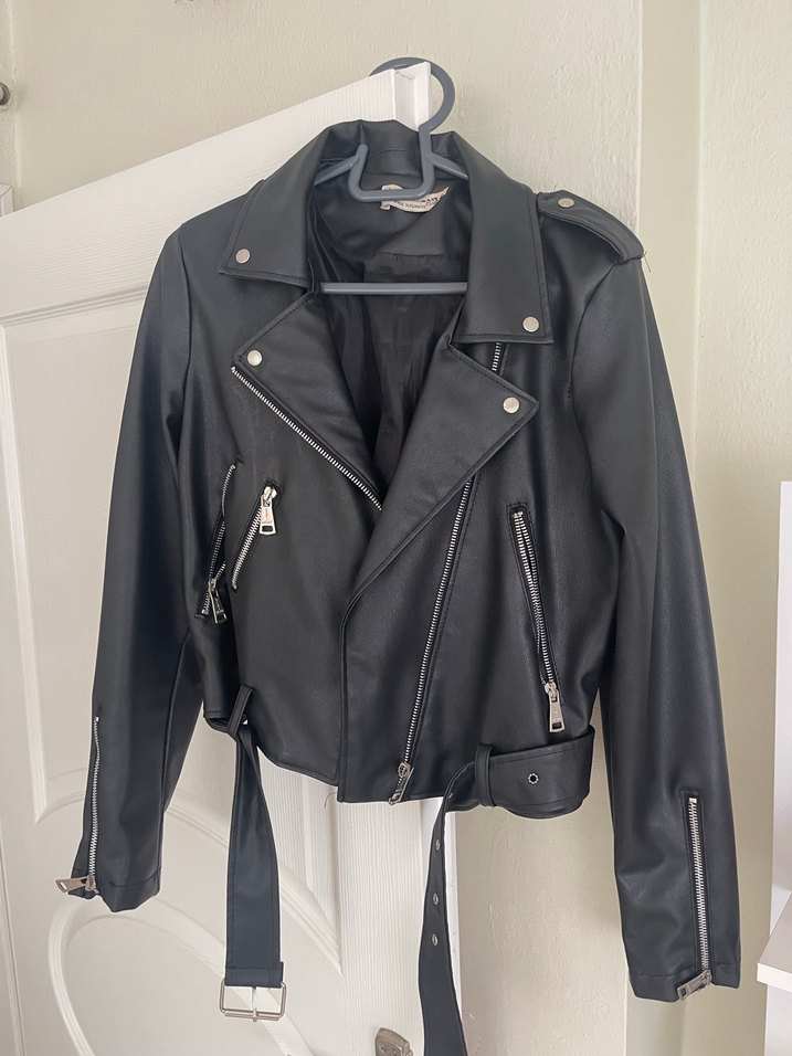 Siyah Kemerli Kısa Deri Biker Ceket Derimont - Görsel 4