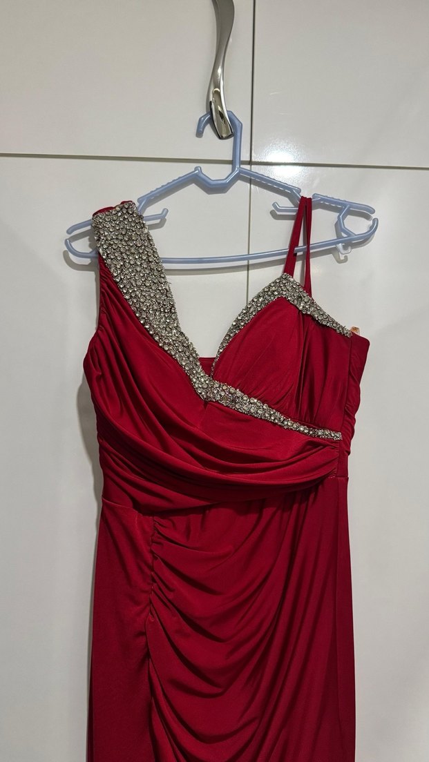 Kırmızı Uzun Abiye Elbise - Görsel 4