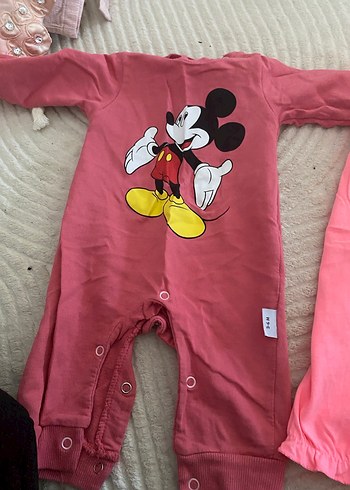 Renkli Baskılı Düğmeli Bebek Kız Tulumları - Görsel 4