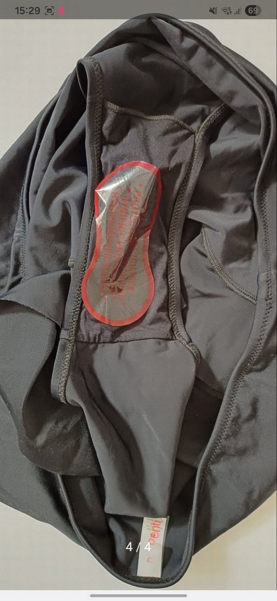 Siyah Fırfırlı Bikini Altı - Görsel 4