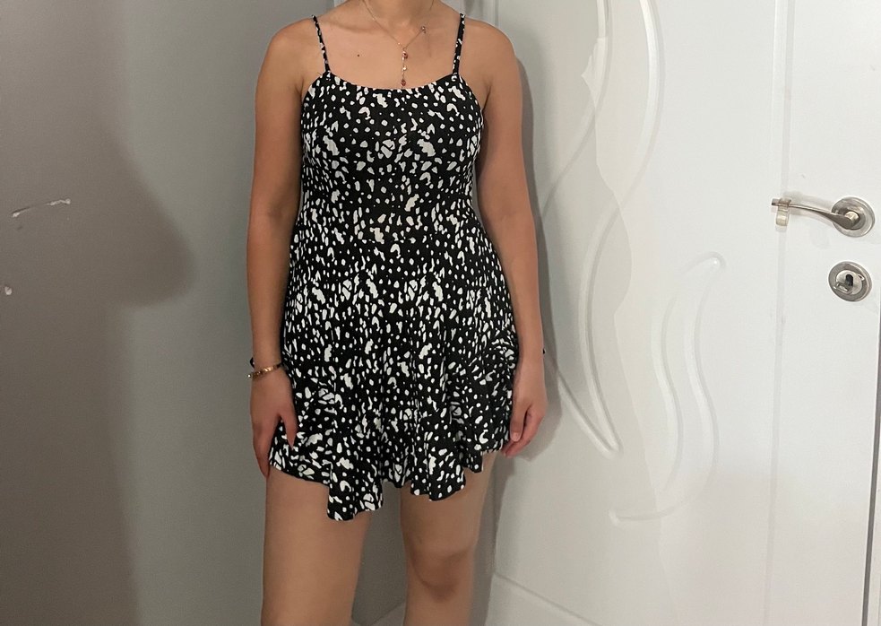 Siyah askılı şort tulum - Görsel 3