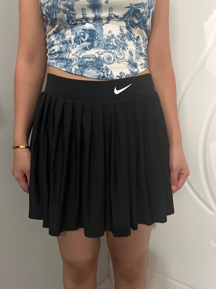 Siyah şortlu tenis eteği - Görsel 2