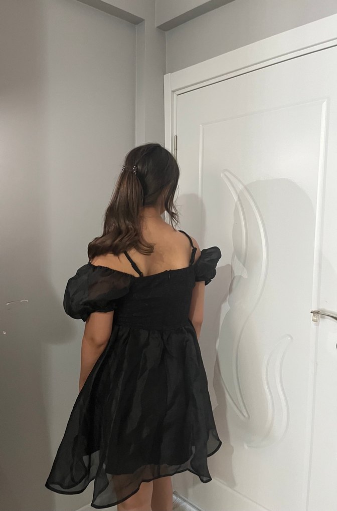 Siyah askılı mini elbise - Görsel 3