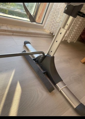 Koyu Kırmızı Bebek Beşiği ve Sepeti - Görsel 3