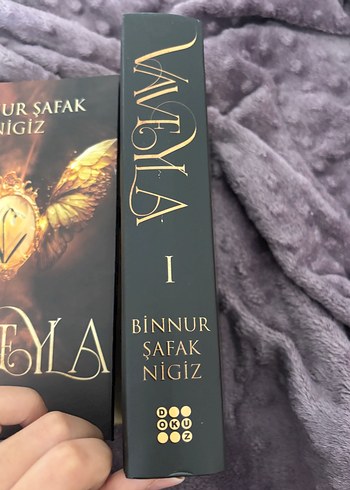 Beden Renk Vaveyla 1 Ciltli - Binnur Şafak Nigiz