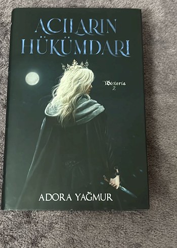 Acıların Hükümdarı - Adora Yağmur CİTLİ