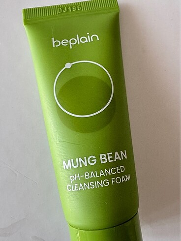 Diğer beplain MUNG BEAN pH-B'ALANCED CLEANSING FOAM