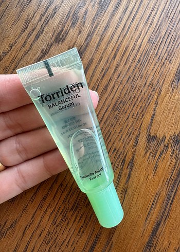 Beden Torriden - Balanceful Cica Serum