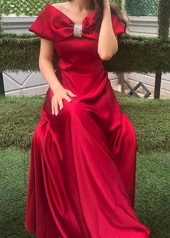 l Beden Kırmızı fiyonk detay prenses model abiye