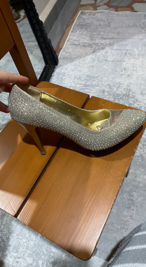 Topuklu ayakkabı - Görsel 3