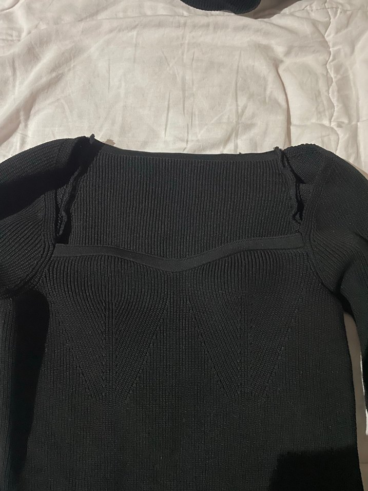 Uzun Kollu Siyah Kadın Triko - Görsel 2