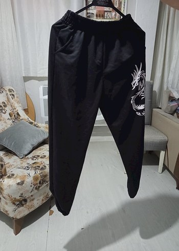 kadın Siyah Gotik Desenli eşofman - Görsel 2