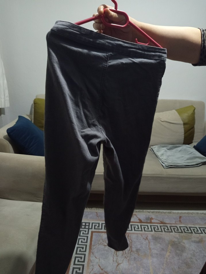 Gri Kadın Kot Pantolon Kemerli - Görsel 2