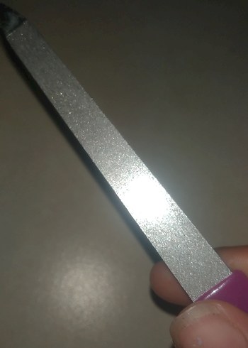  Beden Mor Parlak Tırnak Törpüsü ve Kenar Temizleyici