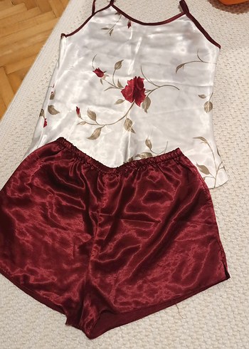 Bordo Nakışlı Mini Kadın saten Pijama Takımı - Görsel 2