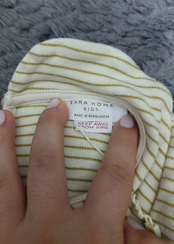 Zara Kız Çocuk Bej Çizgili Uzun Kollu Elbise