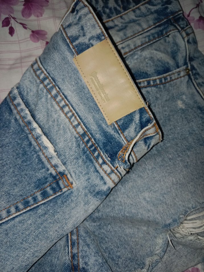 Stradivarius Mavi  Denim Şort - Görsel 2