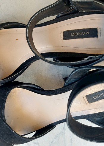 Siyah Süet Tokalı Topuklu Kadın Ayakkabı - Görsel 4