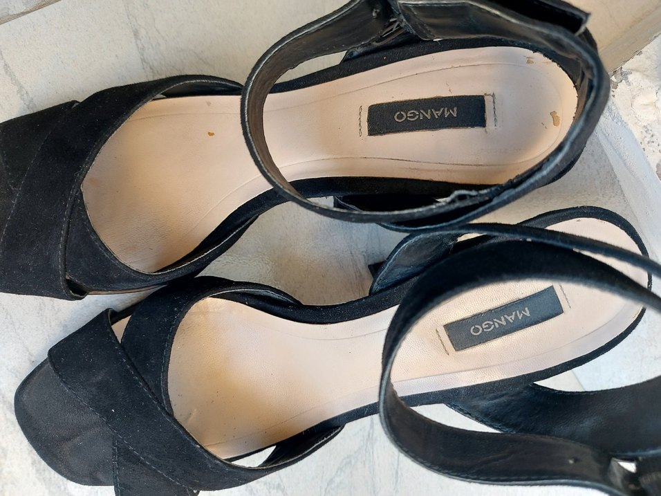 Siyah Süet Tokalı Topuklu Kadın Ayakkabı - Görsel 4