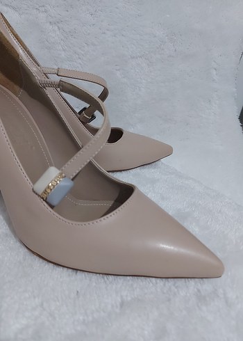 Bej Tokalı Stiletto Topuklu Kadın Ayakkabı - Görsel 2