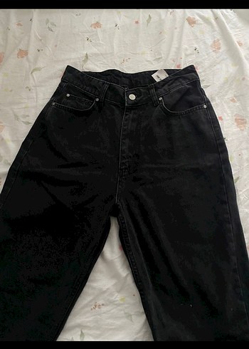Siyah Bol Kesim Midi Denim Kadın Jean