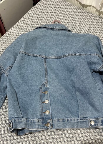 LC Waikiki Düğmeli Kısa Kollu Mavi Denim Ceket