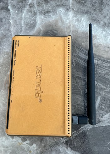 Bej Tenda Kablosuz Router