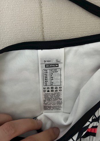 Renkli Tie-Dye Mini Bikini Strappy Tasarım - Görsel 3