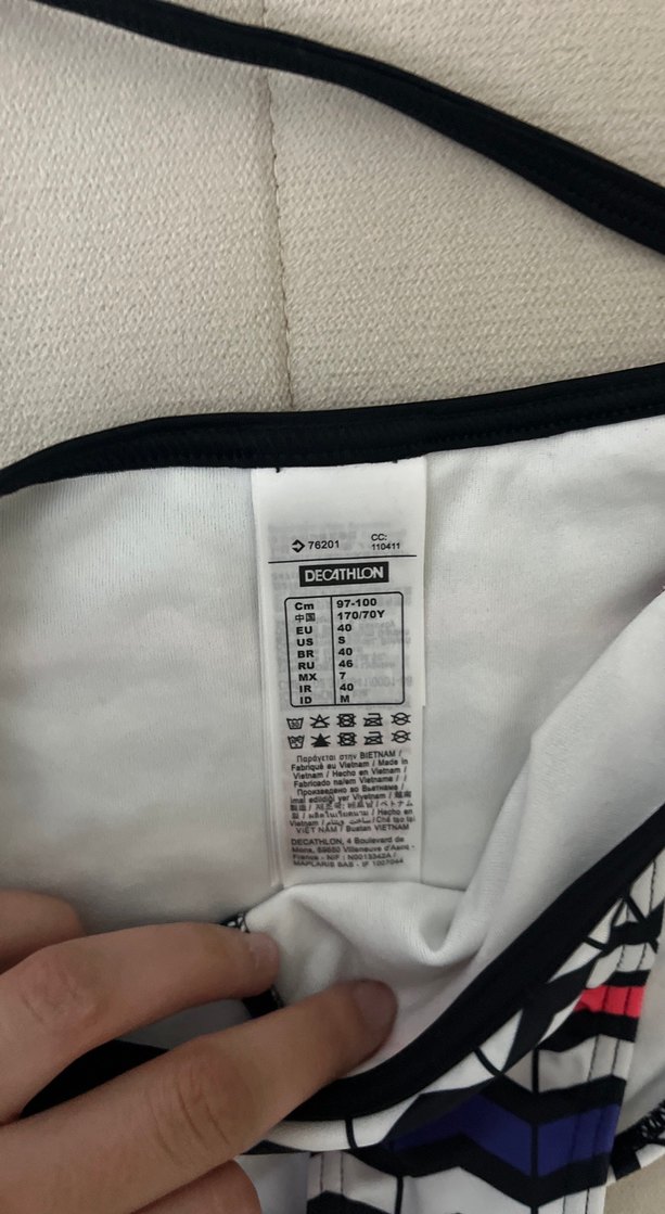 Renkli Tie-Dye Mini Bikini Strappy Tasarım - Görsel 3